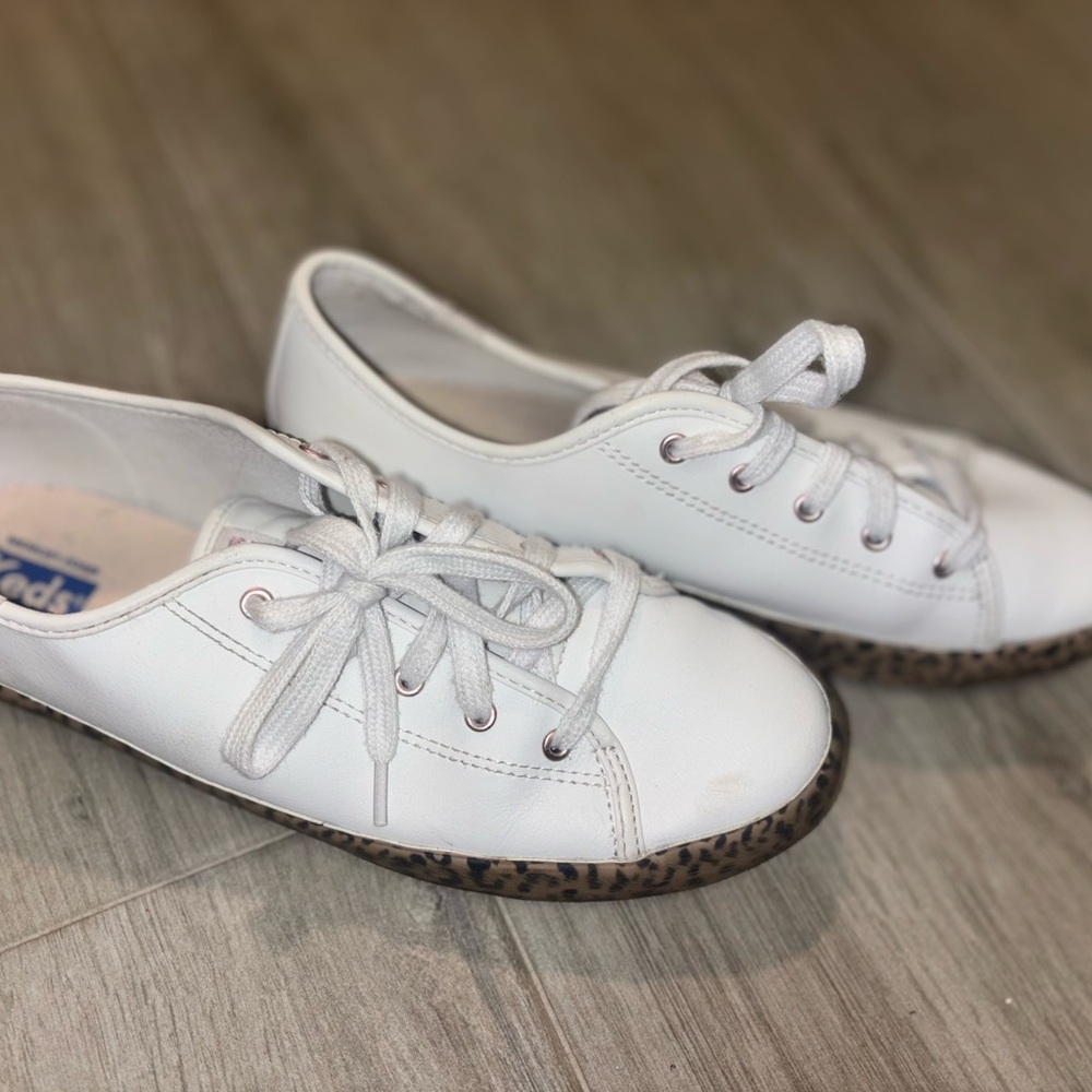 Keds White Leather Sneakers with Leopard Print Soles Women’s Size 6
